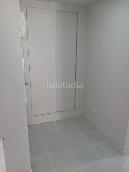 Foto 0d8acdcd-aeb7-448a-9239-d1aebf7085fa. Piso en calle de berrocal 52 en Butarque Madrid