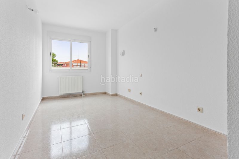 Foto 8d5d0965-d5db-4da7-80fe-0142335bfdac. Piso en calle de faro 6 en La Fortuna Leganés