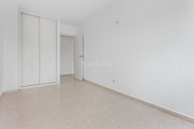 Foto cec38d4f-88f3-4743-9d5b-04a4a740b857. Piso en calle de faro 6 en La Fortuna Leganés