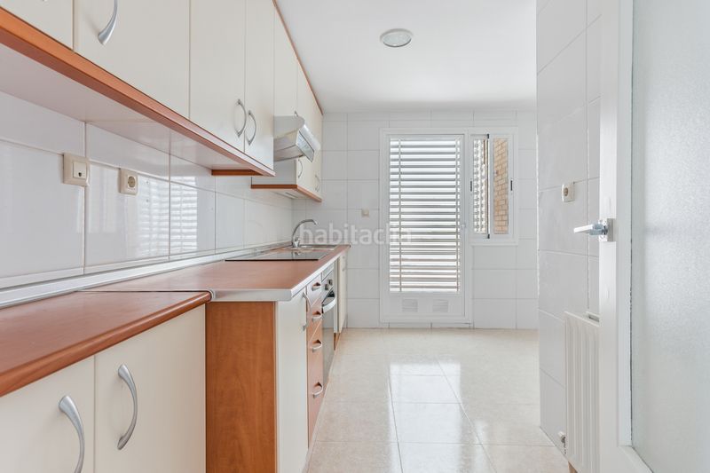 Foto daa9cf49-cc66-4c69-b57a-8e44851f7c8d. Piso en calle de faro 6 en La Fortuna Leganés