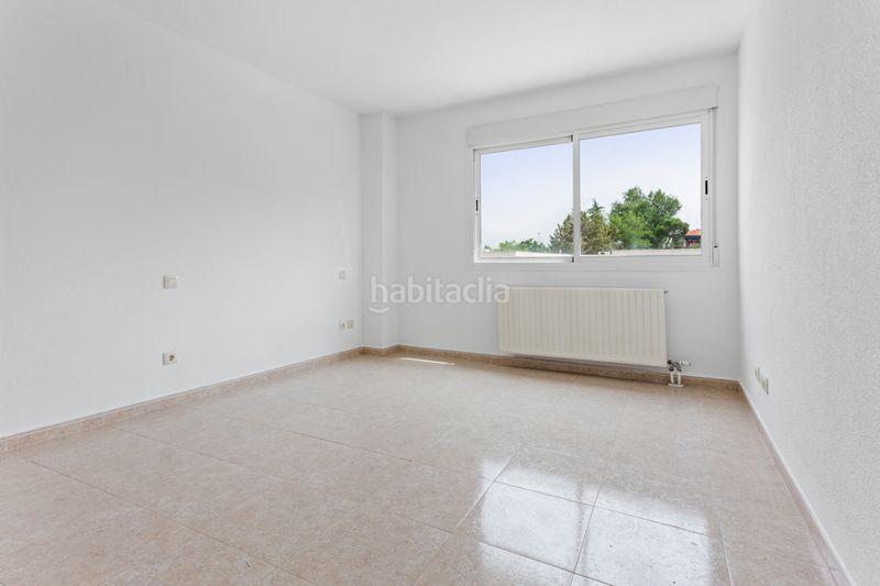 Foto ecbe50a6-a153-4907-a1ad-17c2ebb52006. Piso en calle de faro 6 en La Fortuna Leganés