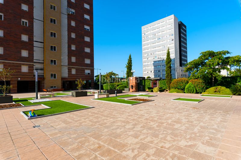 Foto 03afcc13-d422-44ee-9a01-34b18ba7ac3d. Piso en avenida de los planetas 25 en Parla este Parla