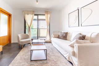 Pis a Calle de la lonja de la seda 23