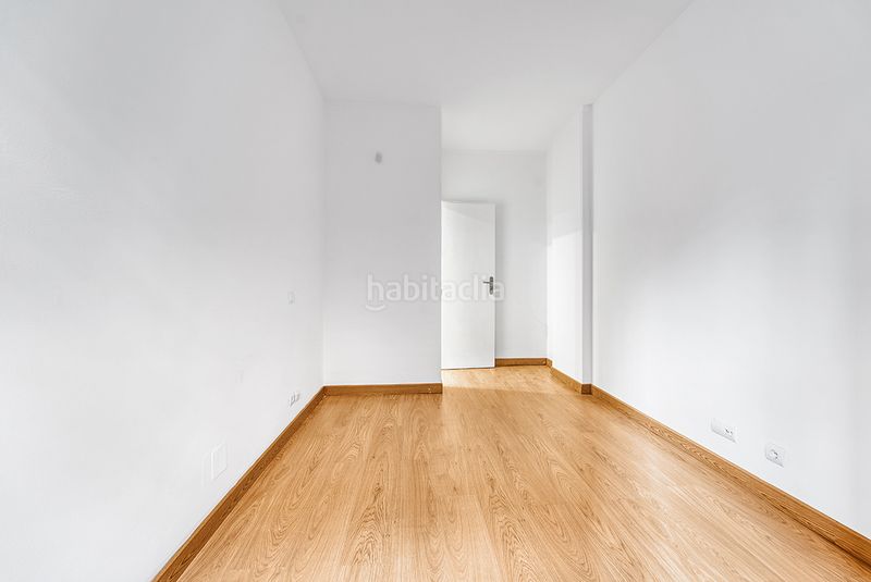 Foto 748bf925-d0c2-4283-b0cb-6fe36841df60. Pis a calle de berrocal 56 a Butarque Madrid