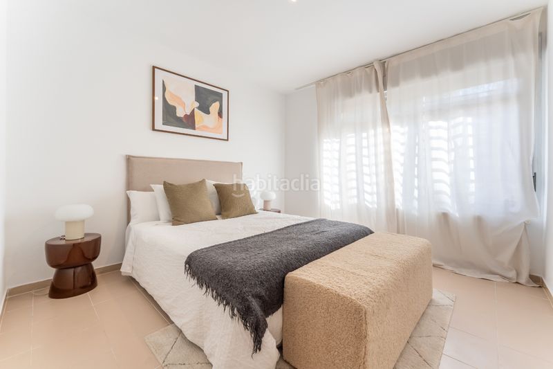 Foto a6d773b0-ba3c-47bc-a9e2-43bc304aa8ab. Pis a calle de berrocal 56 a Butarque Madrid