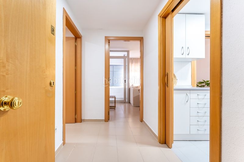 Foto a841b2f9-9366-4815-be1c-ac7e8963e2c4. Pis a calle de berrocal 56 a Butarque Madrid