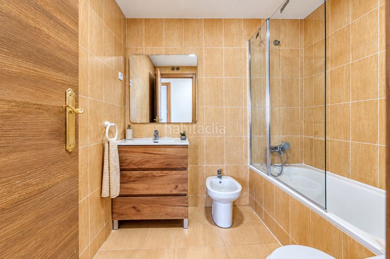 Foto 03ae4f05-b7f5-4469-8951-18f4ef45ae16. Flat with parking pool in Parla este Parla