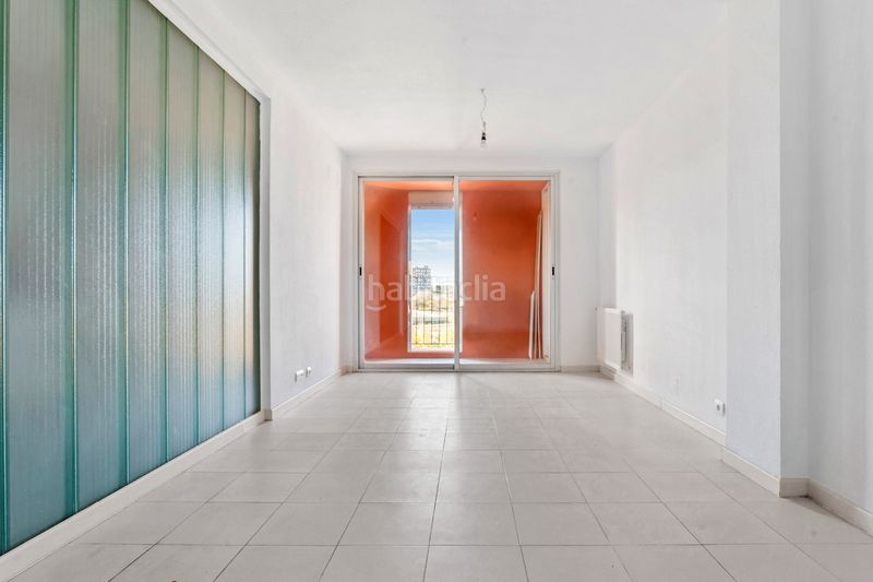 Foto a9088566-7489-4878-a369-2cd246b3b090. Piso en calle de berrocal 56 en Butarque Madrid