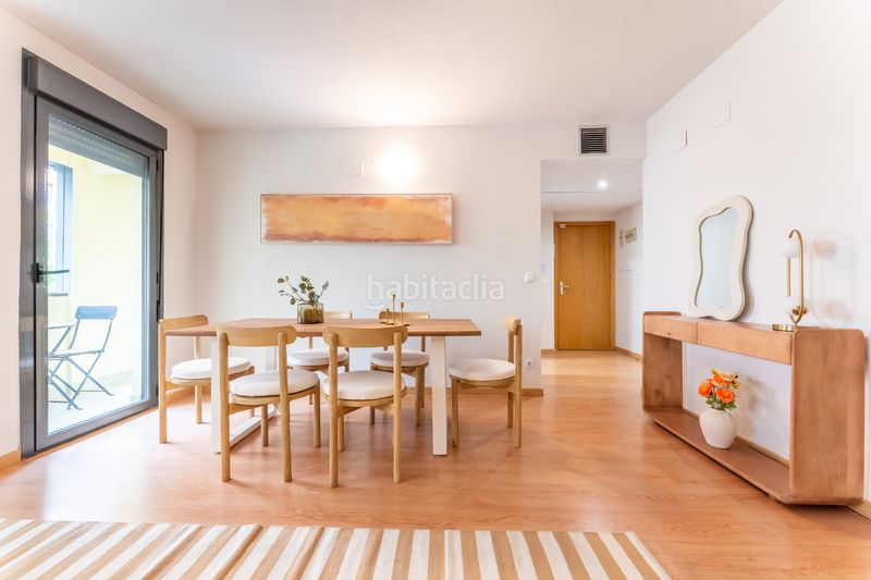 Foto caba41e8-062a-46bd-b0fb-7071a1ed05c8. Pis a calle martín muñoz de las posadas 7 a Ensanche de Vallecas-La Gavia Madrid