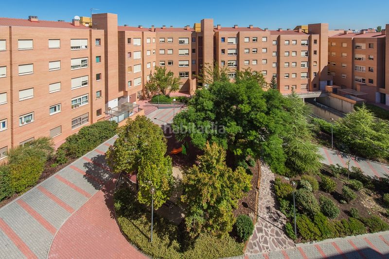 Foto 583f3d86-a99c-46bf-ad39-e8d604462f55. Piso en calle estocolmo 132 en Parque Oeste-Fuente Cisneros Alcorcón