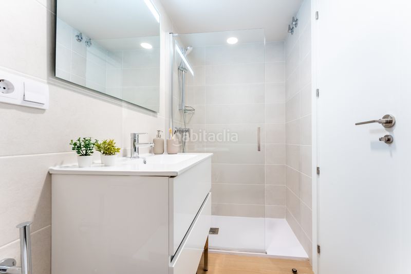 Foto a7a324fb-7958-4e56-9c5d-1445ca253c47. Appartement dans avenida de las ciencias 39 dans colores - entreparques Sevilla