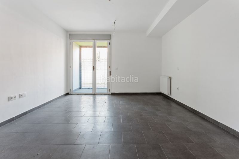 Foto 24ba7bc5-1fed-4c97-bea3-a5f4ccad30f2. Pis a calle de aldebarán 25 a Sur - PAU 4 Móstoles