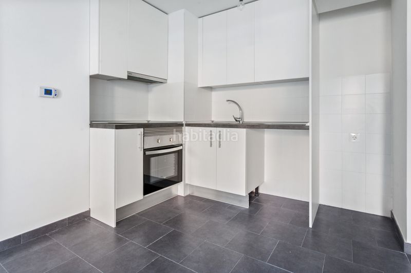 Foto 5765ecaf-1203-42ea-af30-db702e5af90e. Pis a calle de aldebarán 25 a Sur - PAU 4 Móstoles