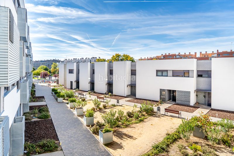 Foto 15592d3c-8736-4d39-9aa4-dd2192c0f5ff. Dúplex a avenida joan miró 1 a Soto de Henares Torrejón de Ardoz