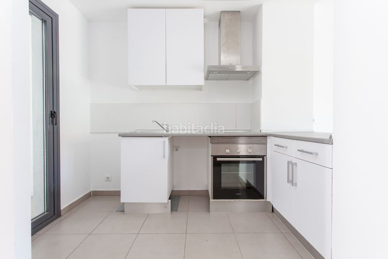 Foto 4dfaa660-12d2-430d-9afd-2e576f98038a. Dúplex a avenida joan miró 1 a Soto de Henares Torrejón de Ardoz