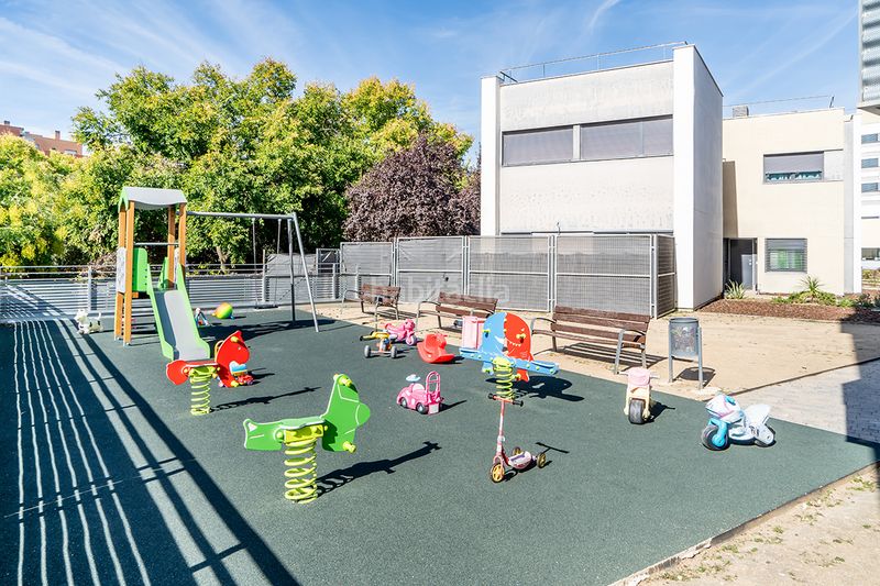 Foto 59e6d939-539d-439f-9758-5fee592b75f4. Dúplex a avenida joan miró 1 a Soto de Henares Torrejón de Ardoz