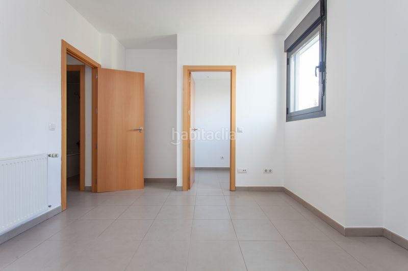 Foto 5bec07d2-78fc-447f-8cab-7e43276f1497. Dúplex a avenida joan miró 1 a Soto de Henares Torrejón de Ardoz