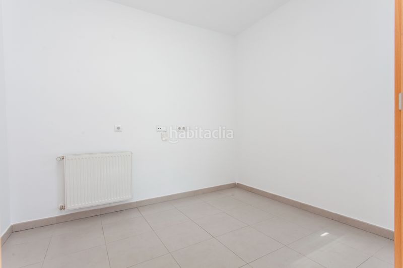 Foto f3cd27c4-6e81-4f29-a195-4b108dcc5b8e. Dúplex a avenida joan miró 1 a Soto de Henares Torrejón de Ardoz