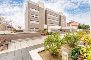 Etagenwohnung in Calle beatriz galindo 7
