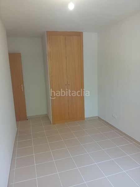 Foto 19b1c187-92f6-46a0-a142-9792199e8854. Pis a calle de berrocal 52 a Butarque Madrid