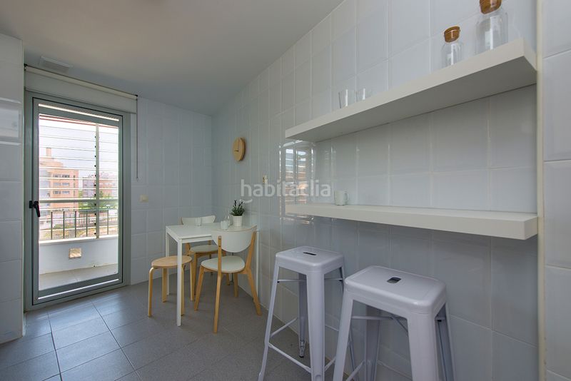 Foto 00e1fb1f-85fe-47e9-944b-6f7f95ea4b4e. Piso en calle del pintor ignacio de zuloaga 16 en Madrid