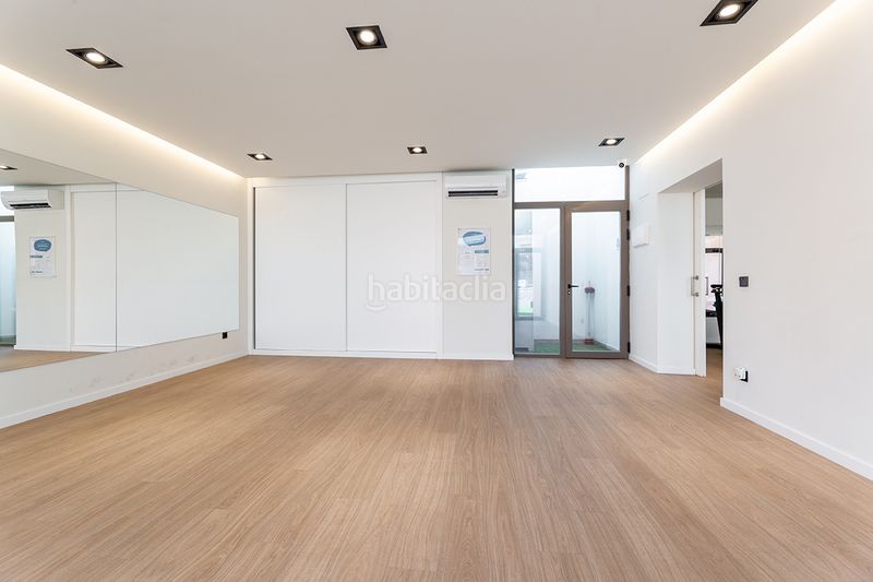 Foto 111bfc16-e582-49a7-9f73-51b15c6a27b6. Piso en calle del pintor ignacio de zuloaga 16 en Madrid