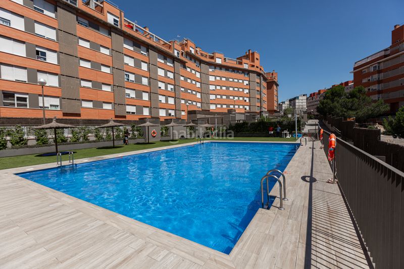 Foto 4f840dff-b2e3-468b-b45c-f5030edb2d36. Piso en calle del pintor ignacio de zuloaga 16 en Madrid