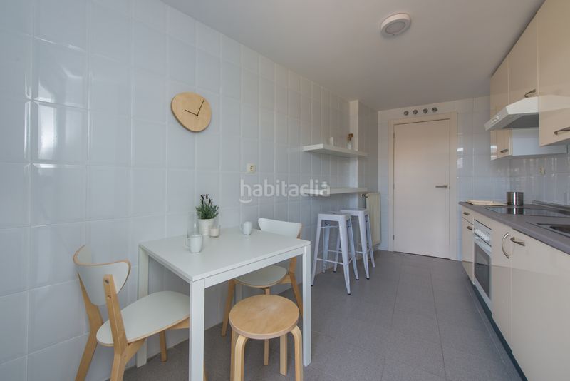 Foto ce7972d3-f1b8-4f89-a0f9-62e0ffa88726. Piso en calle del pintor ignacio de zuloaga 16 en Madrid