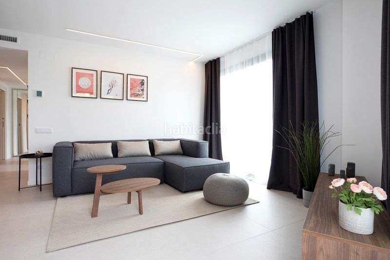Foto b8a459f7-8011-452a-a9e6-ba6f905acc71. Flat with parking pool in Abrera