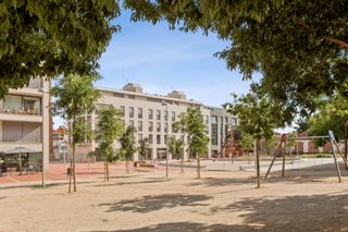 Zweistöckige Wohnung in Plaça dolors miralles 14