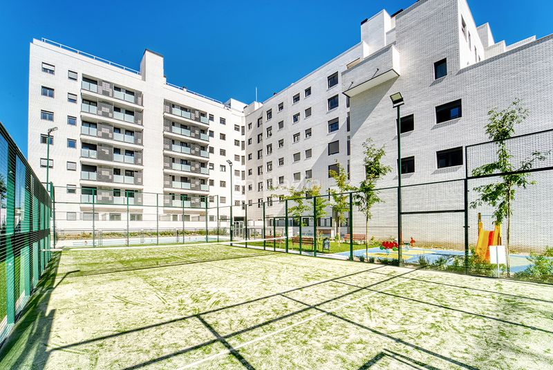 Foto 51ea5792-b0ff-4a4b-b0f7-f31762ce3089. Pis amb aparcament piscina a Butarque Madrid