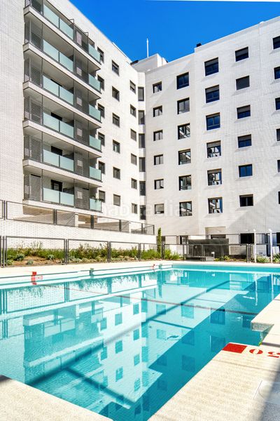Foto ca6c5836-8720-4afc-9149-c0f2c70141db. Pis amb aparcament piscina a Butarque Madrid