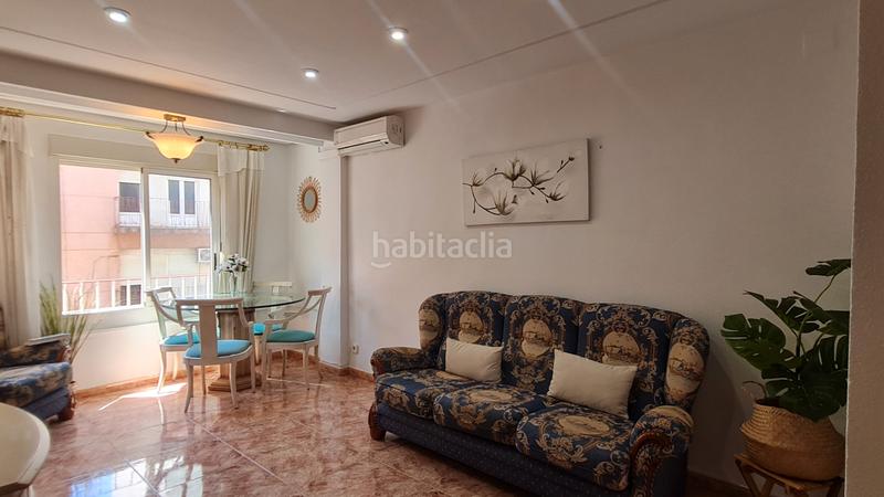 Foto f8b14a29-a3df-4ed3-924e-b7fec4635e0a. Flat in carrer reina victoria 56 in Pont Nou - Corazón de Jesús Elche / Elx