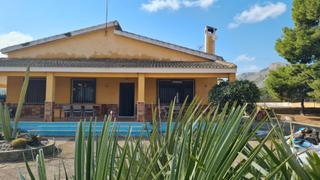Xalet a Pedanías Oeste. Chalet grande cerca de aspe hipotecable con posibilidad de pisci