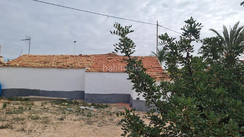 Foto 5f2c810e-f32d-4e94-be24-ebdeb4eefa80. Chalet in partida peña águilas 1006 in Peña de las Águilas Elche / Elx