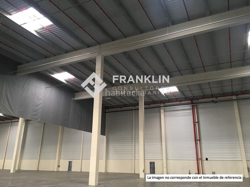 Foto 1ca301e8-947c-41ef-b10f-d4b37e46968d. Capannone industriale in calle amistad 2 in Castellolí