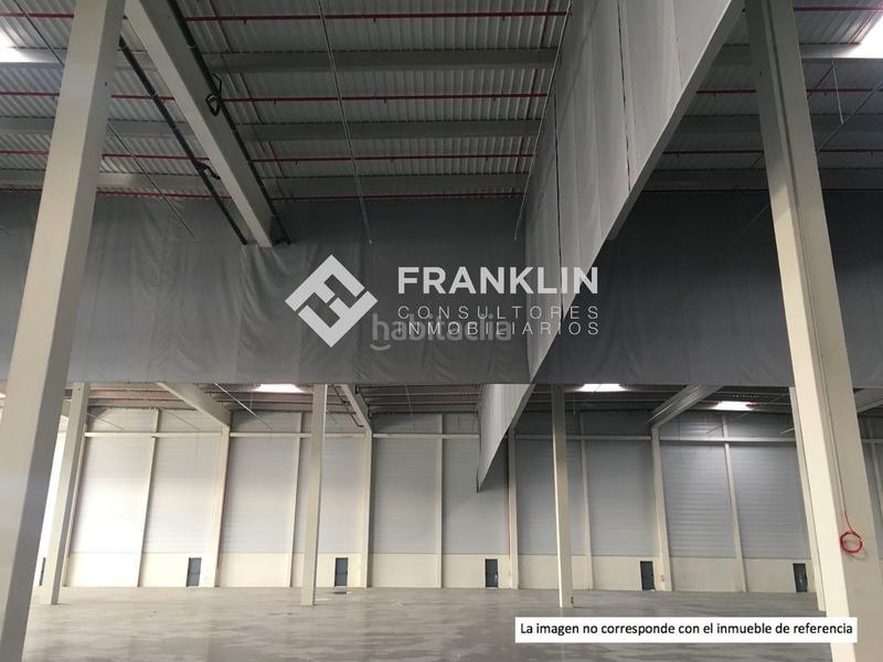 Foto 45655baf-7975-4704-a79a-82eaad6d53ad. Capannone industriale in calle amistad 2 in Castellolí