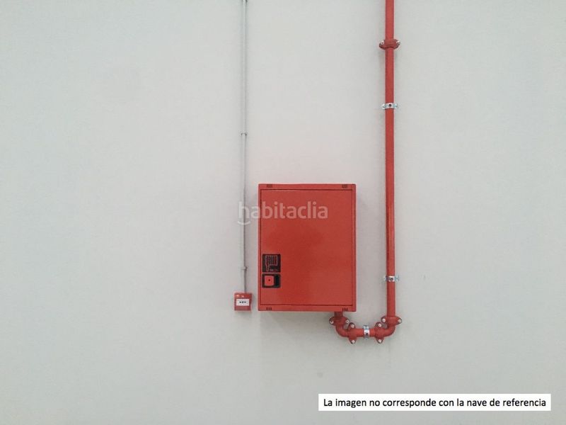 Foto bd7997b4-5356-453e-944a-a1dac116b487. Alquiler nave industrial aislada en Mas Xirgu Girona