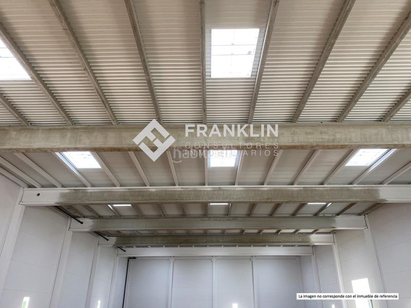 Foto 1bcb7792-973a-4bd7-b6cc-0a32a1224798. Location bâtiment à usage industriel dans Bruc (El)