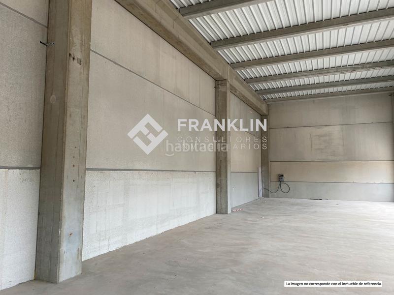 Foto 75a8b151-6a24-4a7f-b672-67221eb92154. Location bâtiment à usage industriel dans Bruc (El)