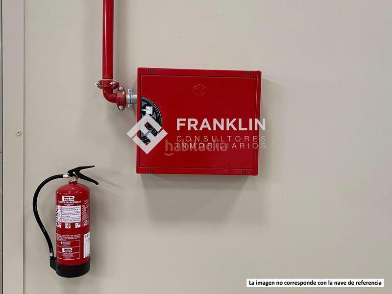 Foto f7226316-ee3a-4d67-9ffe-d40a3657fd48. Fabrikhalle in Barri dels Escriptors Salt