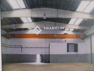 Rent Industrial building in Carrer marie curie 13. Con muelle de carga y puente grúa