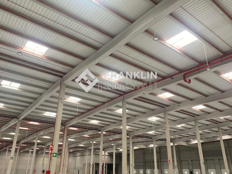 Foto e7d1c092-1ecd-46bb-9262-8a8a77f0e011. Rent industrial building in n-240 km17 in Valls