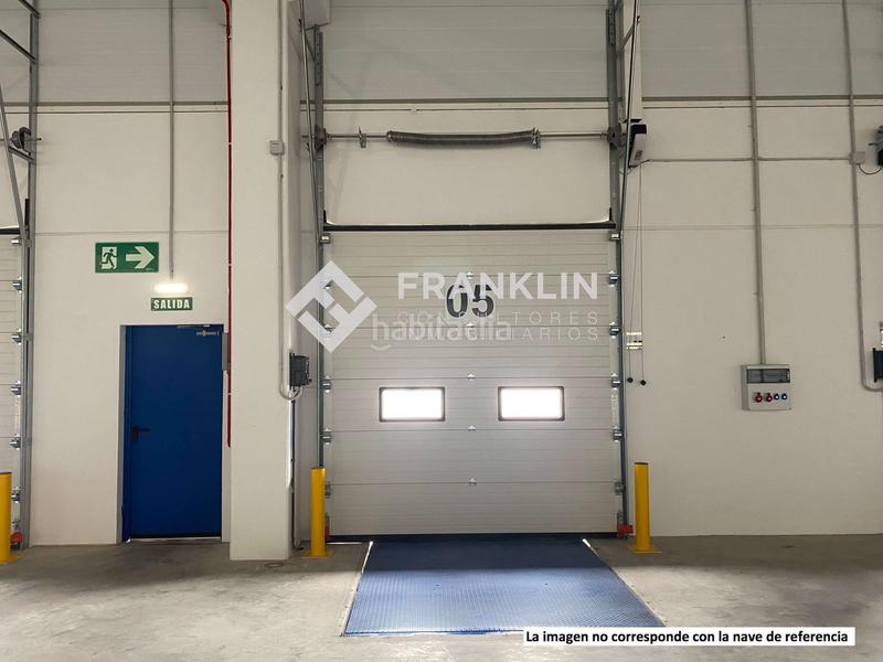 Foto d2bc8aca-edb3-4b97-81a2-f183e7cd0156. Affitto capannone industriale in avinguda baix penedes 10 in Bisbal del Penedès (La)