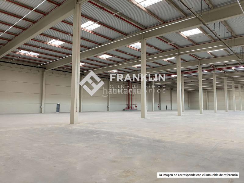 Foto cc5bd133-742d-4282-b3cf-11fbe82b7791. Miete fabrikhalle in n/a in Martorell