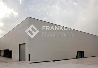 Miete Fabrikhalle in Carrer de cabrera 14. Nueva construcción