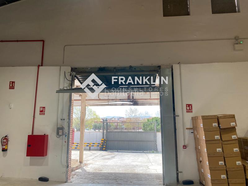 Foto 03f410e2-5168-4b28-9ffc-fc094e626920. Rent industrial building in Parc Central Barberà del Vallès