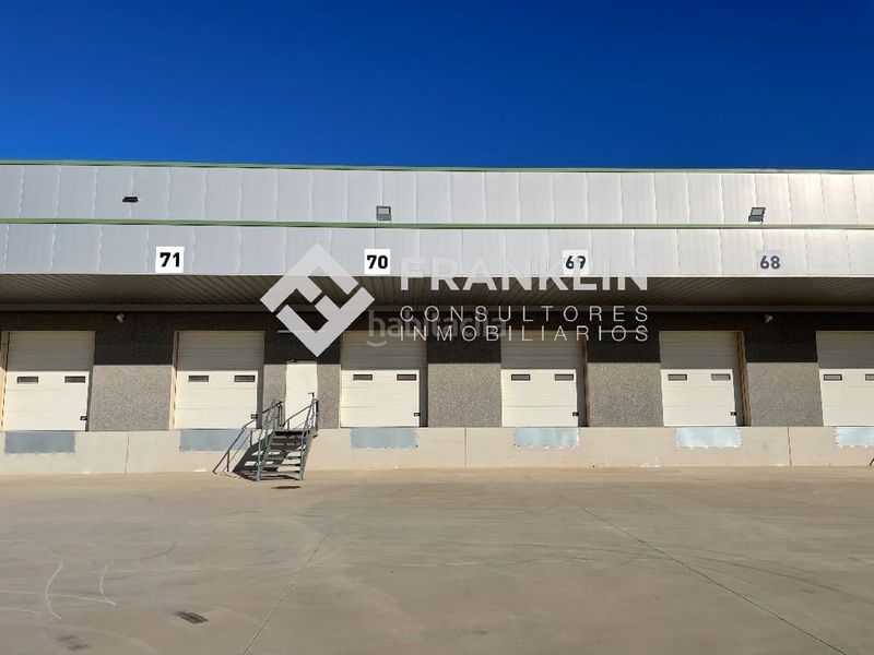 Foto fe92426b-5652-41b1-84d4-70d5647e5241. Miete fabrikhalle in carrer baix penedès 24 in Santa Oliva