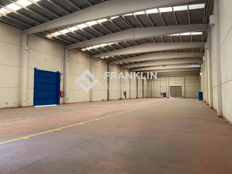 Foto c6461a9f-189d-4ed9-992b-27d2dd54e9f9. Alquiler nave industrial en carrer del vidre 5 aislada, tipo c en Arboç (L´)
