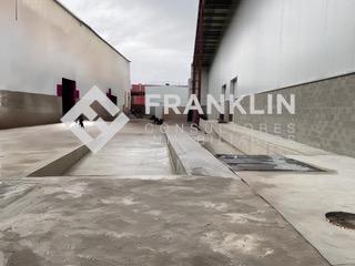 Lloguer Nau industrial a Carrer dels pirineus 18p. Aislada tipo c